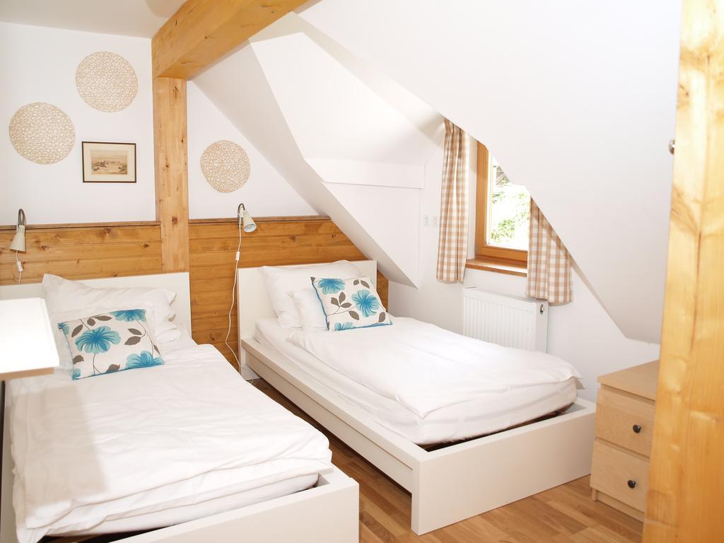 Holiday Home Katricnek Bohinjska Bela Rum bild